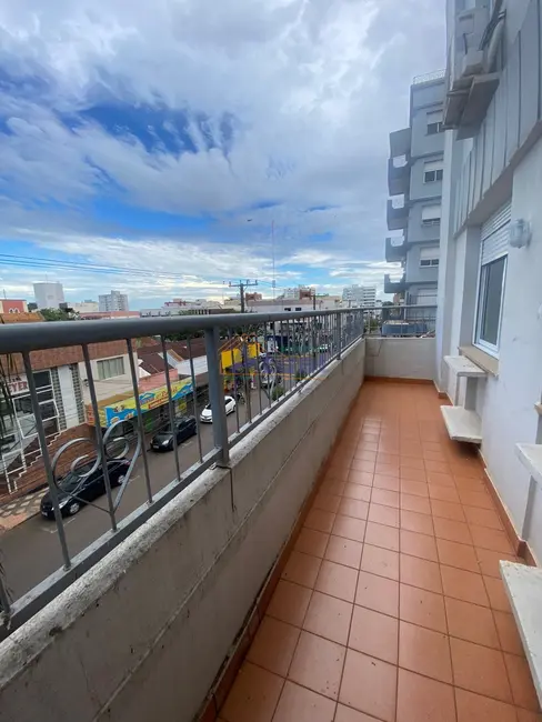 Apartamento com 3 quartos à venda, 175m2 em Centro, Santo Angelo - RS - imagem 4 Foto 4 de Apartamento com 3 quartos à venda, 175m2 em Centro, Santo Angelo - RS