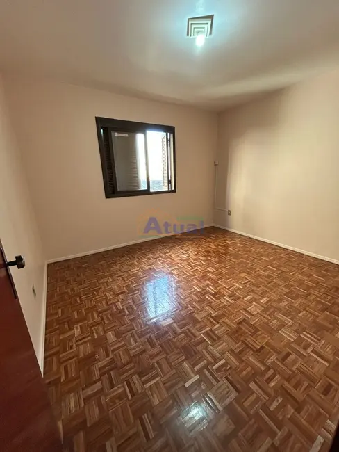 Foto 6 de Apartamento com 3 quartos para alugar em Centro, Santo Angelo - RS