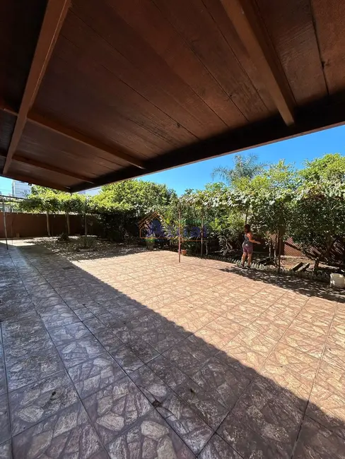 Foto 6 de Casa com 6 quartos para alugar em Centro, Santo Angelo - RS