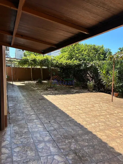 Foto 9 de Casa com 6 quartos para alugar em Centro, Santo Angelo - RS