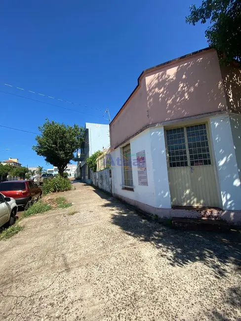 Foto 2 de Casa com 3 quartos à venda, 389m2 em Castelarim, Santo Angelo - RS