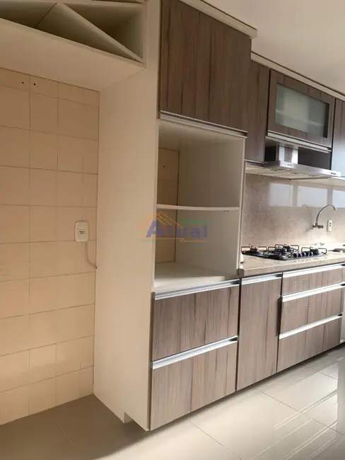 Foto 8 de Apartamento com 3 quartos para alugar em Centro, Santo Angelo - RS