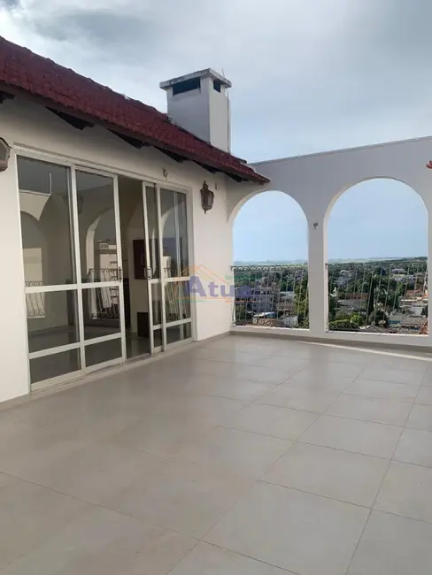 Foto 1 de Apartamento com 3 quartos para alugar em Centro, Santo Angelo - RS