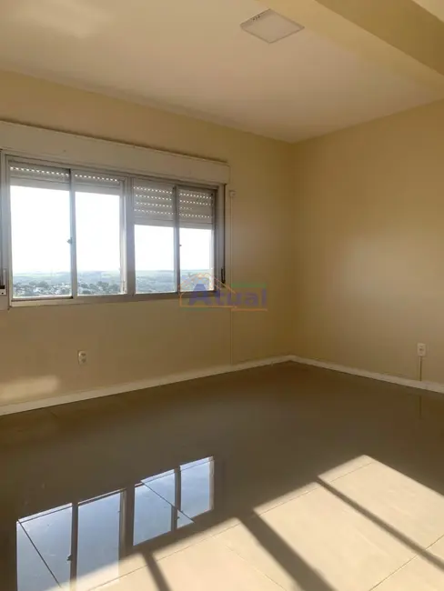 Foto 5 de Apartamento com 3 quartos para alugar em Centro, Santo Angelo - RS
