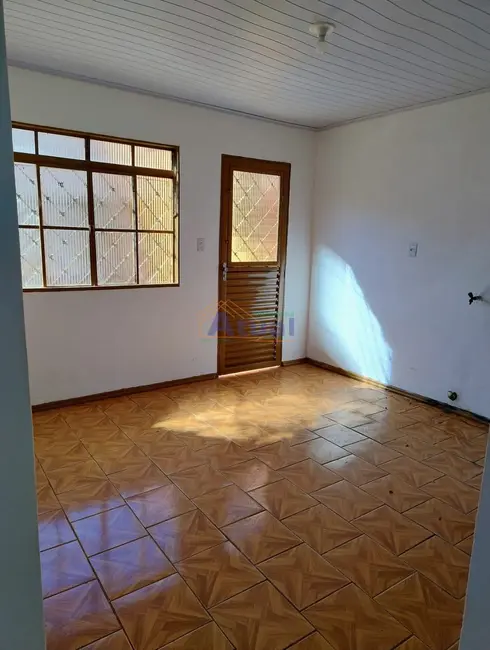 Casa com 3 quartos à venda, 68m2 em Menges, Santo Angelo - RS - imagem 3 Foto 3 de Casa com 3 quartos à venda, 68m2 em Menges, Santo Angelo - RS