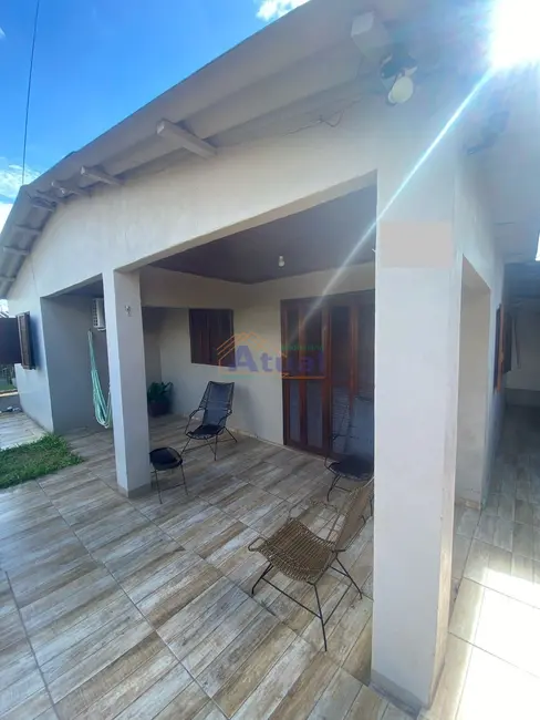 Foto 1 de Casa com 4 quartos à venda, 176m2 em José Alcebíades Oliveira, Santo Angelo - RS