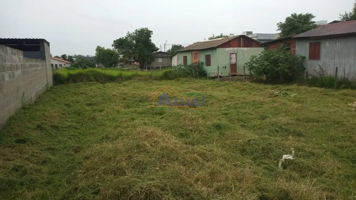 Foto 1 de Terreno / Lote à venda, 800m2 em Santo Angelo - RS