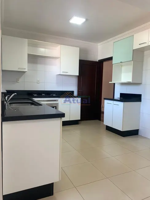 Foto 1 de Apartamento com 3 quartos à venda e para alugar em Centro, Santo Angelo - RS