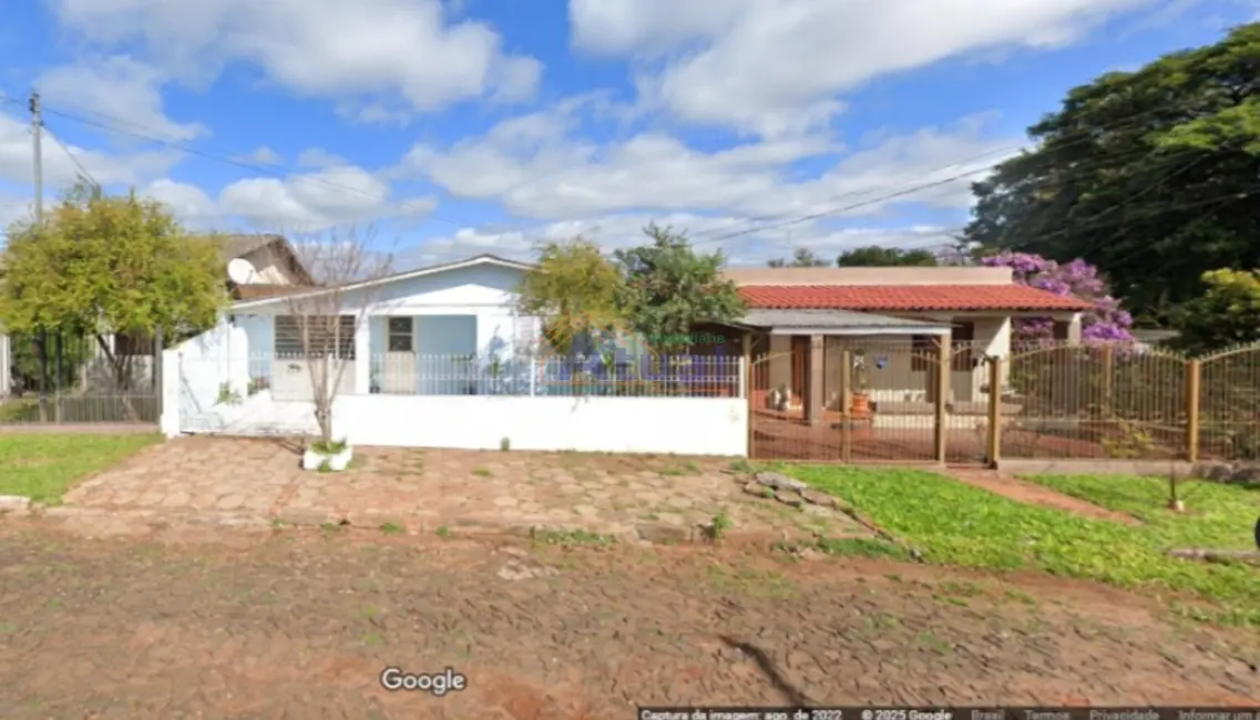 Foto 2 de Casa com 3 quartos à venda, 141m2 em Santo Angelo - RS