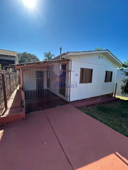 Foto 1 de Casa com 2 quartos para alugar em Menges, Santo Angelo - RS