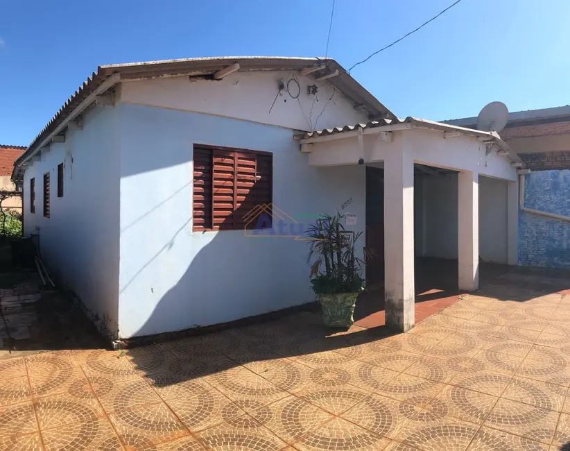Foto 1 de Casa com 2 quartos à venda, 112m2 em Santo Angelo - RS