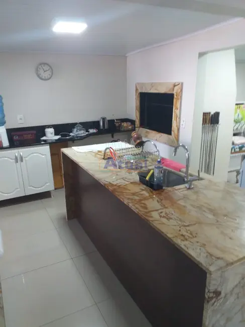 Foto 5 de Casa com 3 quartos à venda, 164m2 em Santo Angelo - RS