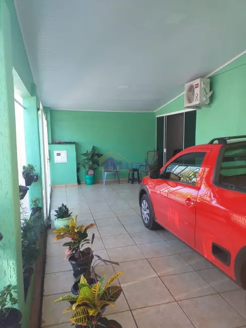 Foto 2 de Casa com 3 quartos à venda, 164m2 em Santo Angelo - RS