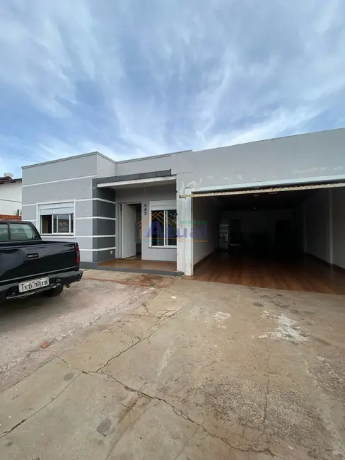Foto 1 de Casa com 2 quartos à venda e para alugar, 113m2 em Haller, Santo Angelo - RS