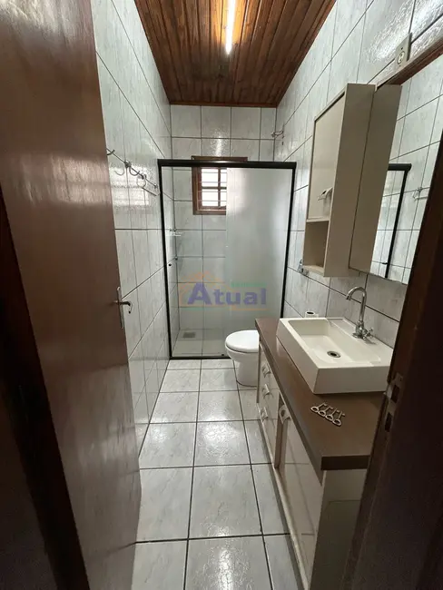 Foto 2 de Casa com 3 quartos para alugar em Centro, Santo Angelo - RS