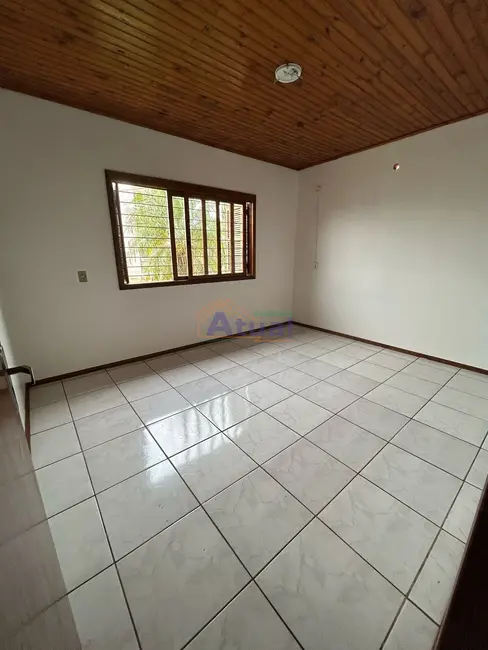 Foto 3 de Casa com 3 quartos para alugar em Centro, Santo Angelo - RS
