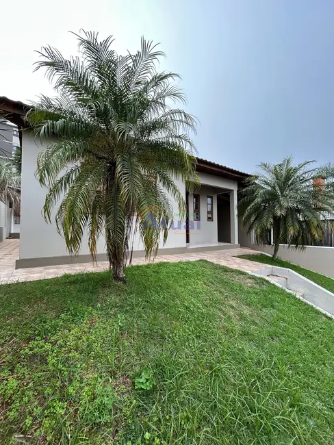 Foto 1 de Casa com 3 quartos para alugar em Centro, Santo Angelo - RS