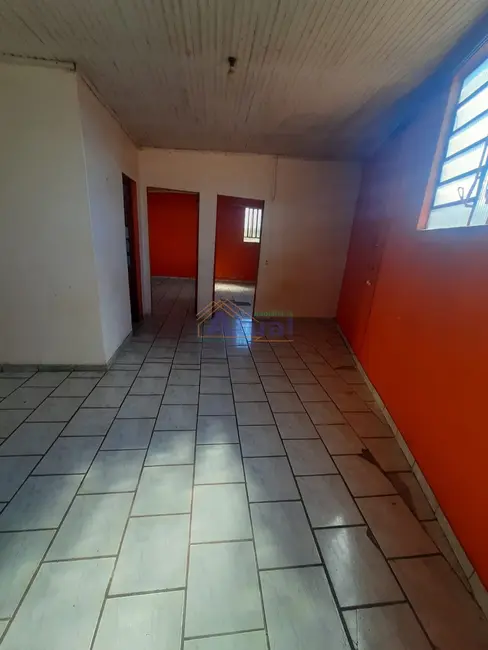 Casa com 4 quartos à venda, 192m2 em Centro, Santo Angelo - RS - imagem 4 Foto 4 de Casa com 4 quartos à venda, 192m2 em Centro, Santo Angelo - RS