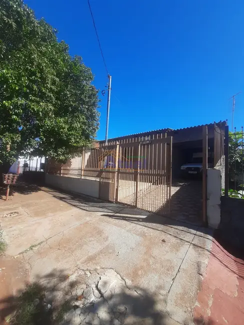 Foto 1 de Casa com 2 quartos à venda, 154m2 em Aliança, Santo Angelo - RS