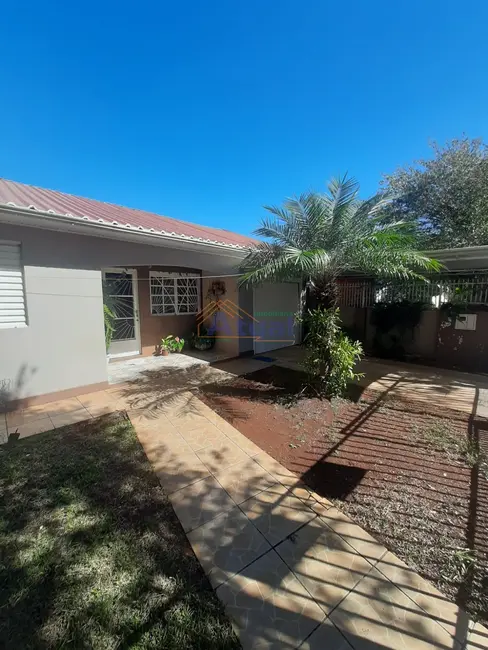 Foto 1 de Casa com 2 quartos à venda, 111m2 em Menges, Santo Angelo - RS