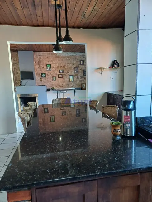 Foto 9 de Casa com 4 quartos à venda e para alugar em Centro, Santo Angelo - RS