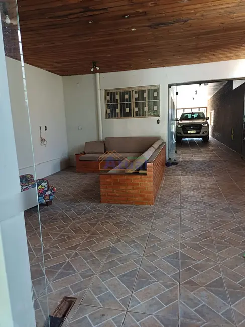 Foto 11 de Casa com 4 quartos à venda e para alugar em Centro, Santo Angelo - RS