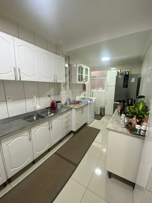 Apartamento com 3 quartos à venda, 156m2 em Centro, Santo Angelo - RS - imagem 3 Foto 3 de Apartamento com 3 quartos à venda, 156m2 em Centro, Santo Angelo - RS