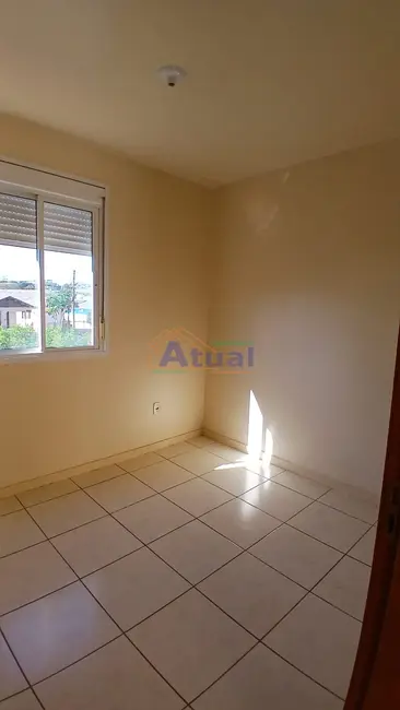 Foto 3 de Apartamento com 2 quartos para alugar em Casaroto, Santo Angelo - RS