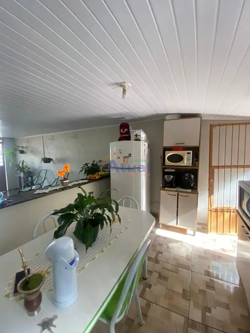 Casa com 2 quartos à venda, 83m2 em Mário Pilau, Santo Angelo - RS - imagem 3 Foto 3 de Casa com 2 quartos à venda, 83m2 em Mário Pilau, Santo Angelo - RS