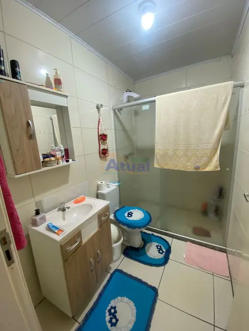 Casa com 2 quartos à venda, 83m2 em Mário Pilau, Santo Angelo - RS - imagem 6 Foto 6 de Casa com 2 quartos à venda, 83m2 em Mário Pilau, Santo Angelo - RS