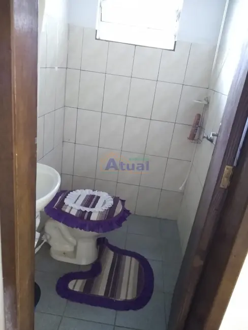 Sobrado com 2 quartos à venda, 228m2 em COHAB, Santo Angelo - RS - imagem 9 Foto 9 de Sobrado com 2 quartos à venda, 228m2 em COHAB, Santo Angelo - RS