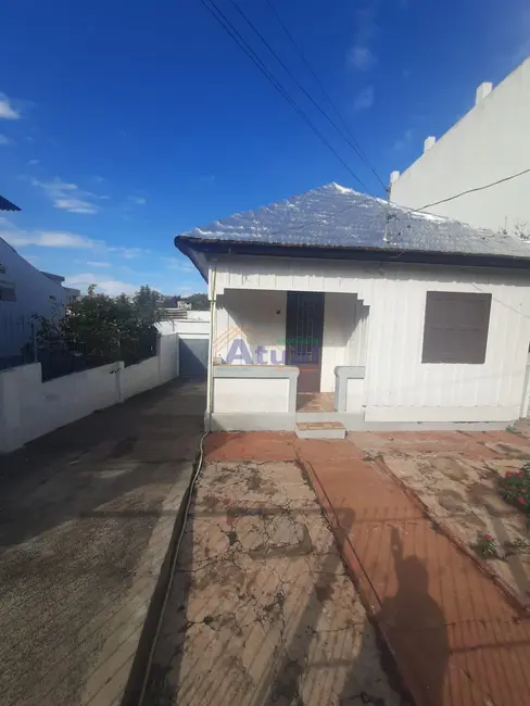 Foto 1 de Casa com 2 quartos à venda, 112m2 em Centro, Santo Angelo - RS