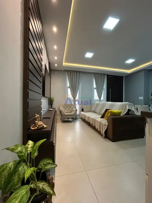 Foto 3 de Casa com 2 quartos à venda, 108m2 em Pippi, Santo Angelo - RS