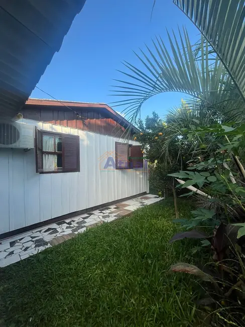 Foto 1 de Casa com 3 quartos à venda, 145m2 em Hortência, Santo Angelo - RS