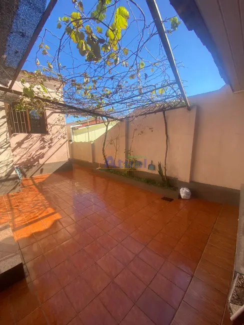 Foto 4 de Casa com 2 quartos à venda, 132m2 em Centro, Santo Angelo - RS