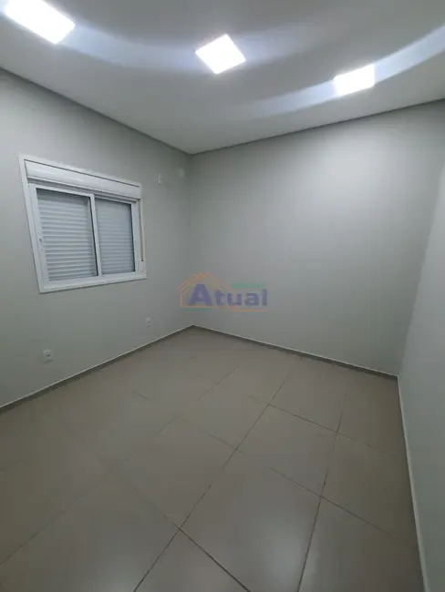 Foto 1 de Apartamento com 3 quartos para alugar em Centro, Santo Angelo - RS