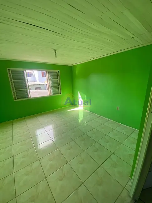 Foto 1 de Casa com 2 quartos à venda, 82m2 em COHAB, Santo Angelo - RS
