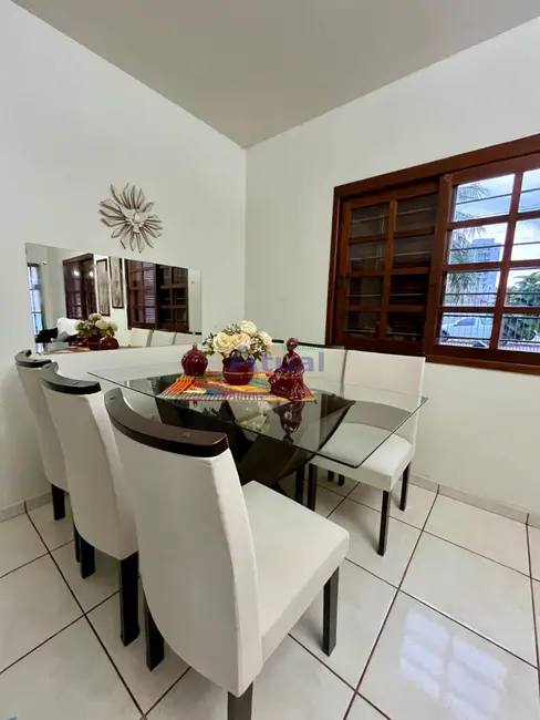 Foto 4 de Casa com 2 quartos à venda, 268m2 em Santo Angelo - RS