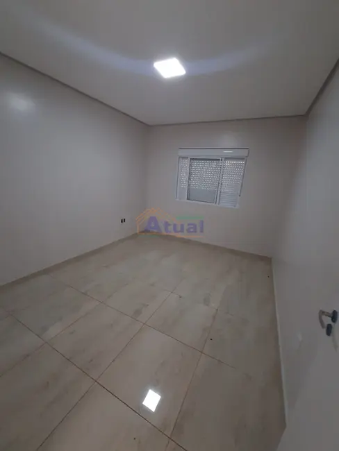 Foto 1 de Casa com 2 quartos para alugar em Aguiar, Santo Angelo - RS