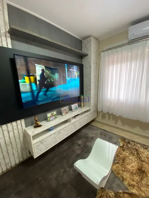 Foto 8 de Apartamento com 3 quartos à venda, 106m2 em Centro, Santo Angelo - RS