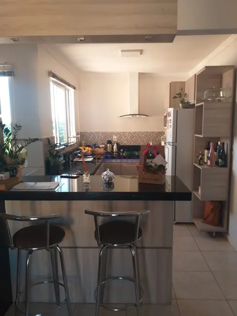 Foto 3 de Apartamento com 2 quartos à venda, 69m2 em Centro, Santo Angelo - RS