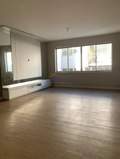 Apartamento com 3 quartos à venda, 530m2 em Centro, Santo Angelo - RS - imagem 8 Foto 8 de Apartamento com 3 quartos à venda, 530m2 em Centro, Santo Angelo - RS