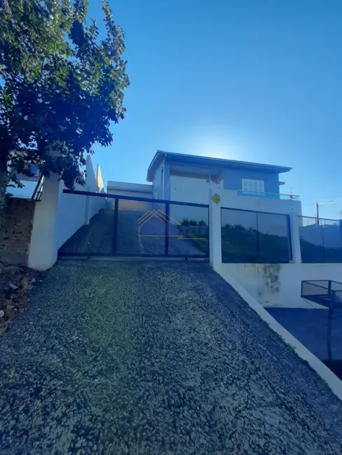 Foto 1 de Casa com 3 quartos para alugar em Dido, Santo Angelo - RS