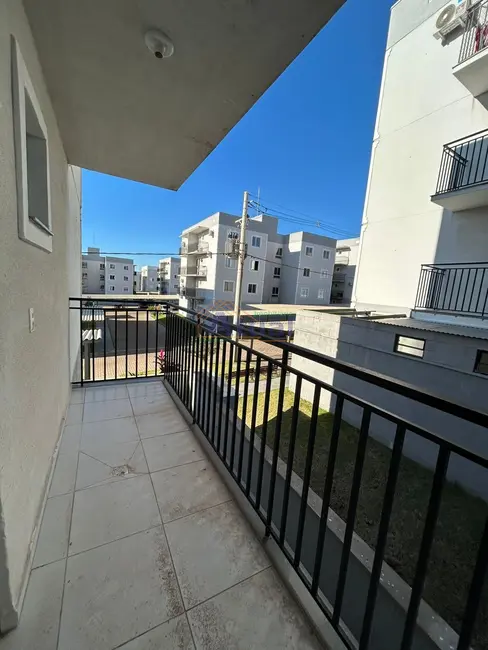 Foto 2 de Apartamento com 2 quartos para alugar em Kurtz, Santo Angelo - RS