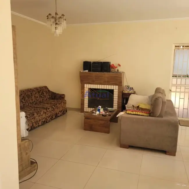 Foto 1 de Casa com 4 quartos à venda, 250m2 em Centro, Santo Angelo - RS