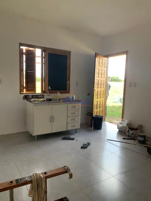 Casa com 2 quartos à venda, 80m2 em Santo Angelo - RS - imagem 6 Foto 6 de Casa com 2 quartos à venda, 80m2 em Santo Angelo - RS