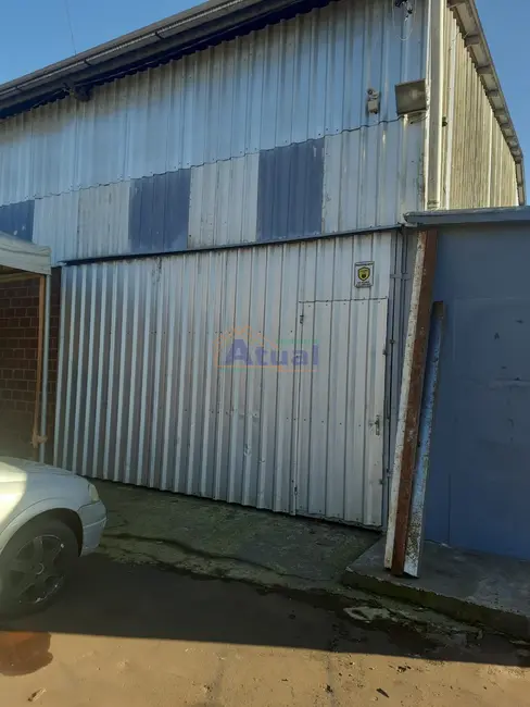 Armazém / Galpão para alugar, 300m2 em Moscom, Santo Angelo - RS - imagem 3 Foto 3 de Armazém / Galpão para alugar, 300m2 em Moscom, Santo Angelo - RS