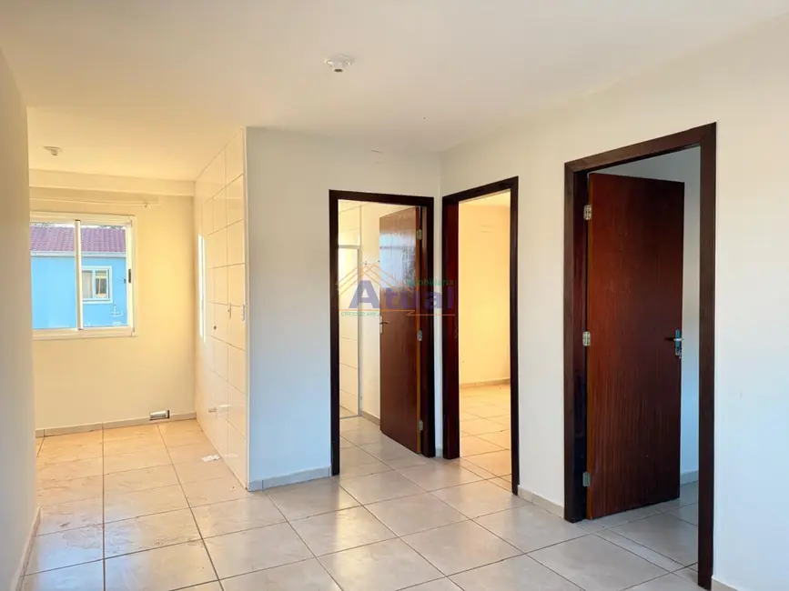 Foto 2 de Apartamento com 2 quartos à venda, 46m2 em Aliança, Santo Angelo - RS