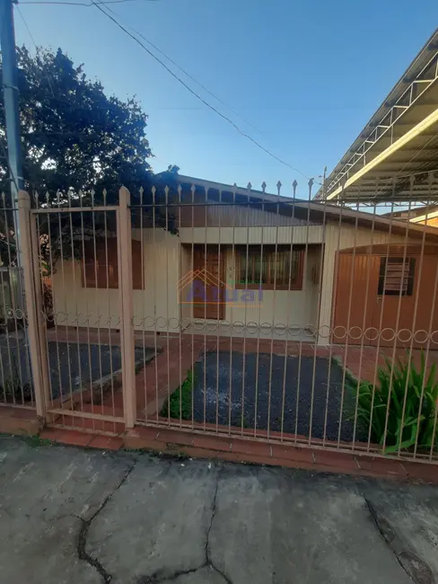 Foto 2 de Casa com 3 quartos para alugar em Centro, Santo Angelo - RS