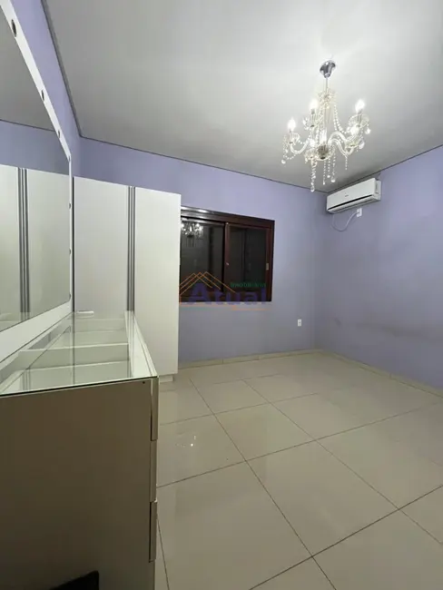 Foto 7 de Casa com 4 quartos à venda, 238m2 em Santo Angelo - RS